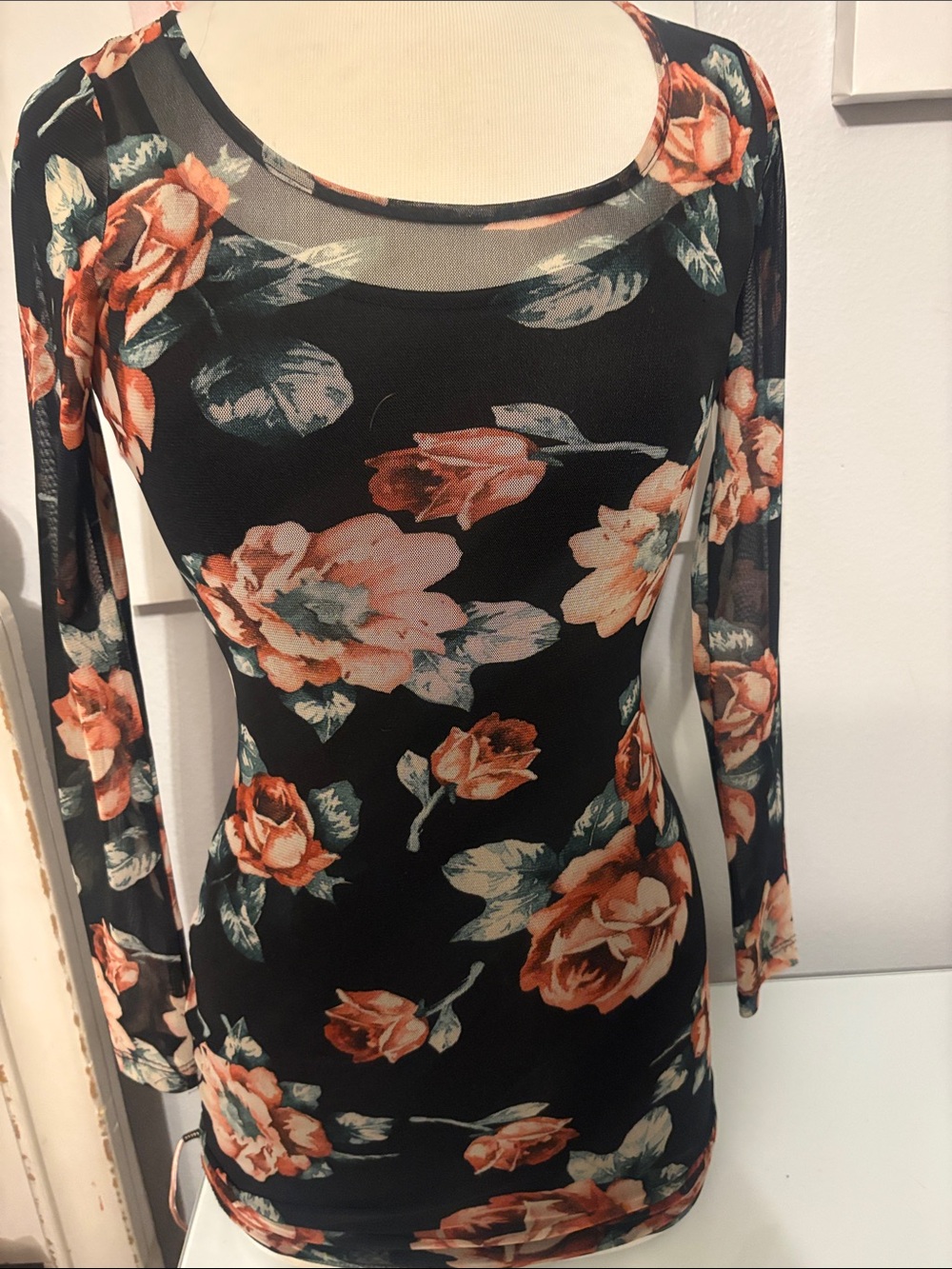 Floral Long-Sleeve Bodycon Dress - Black with Peach Roses